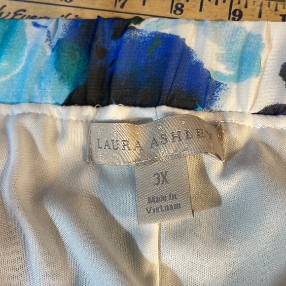 NWT Laura Ashley skirt - Picture 5 of 9